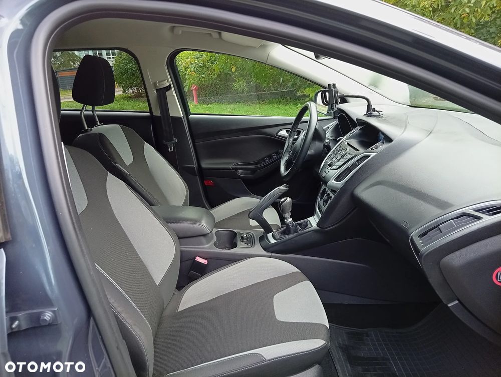 Ford Focus 1.6 TDCi DPF Start-Stopp-System Champions Edition - 9