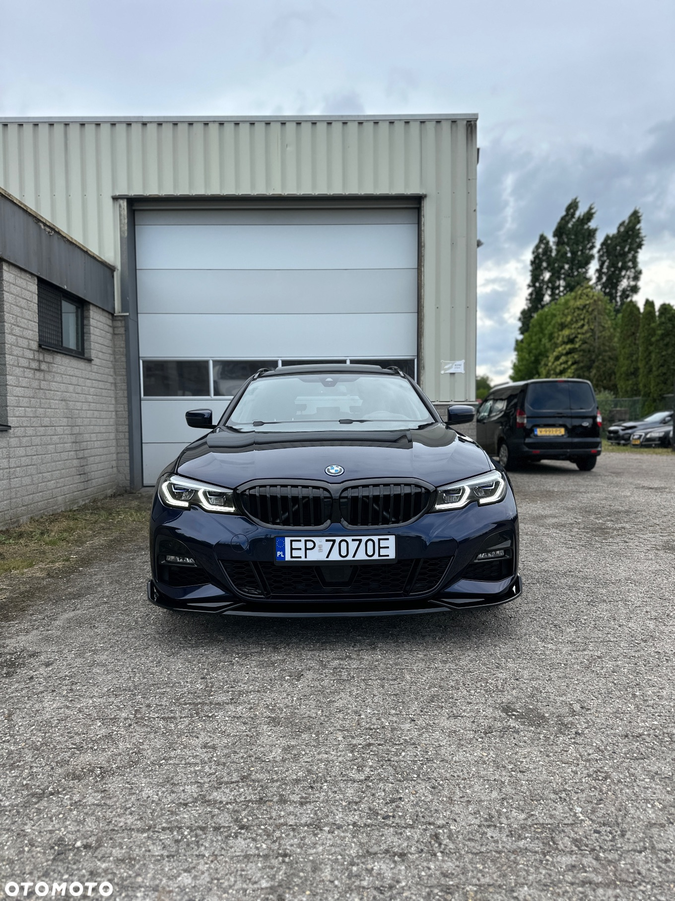 BMW Seria 3 330e Touring M Sport - 10