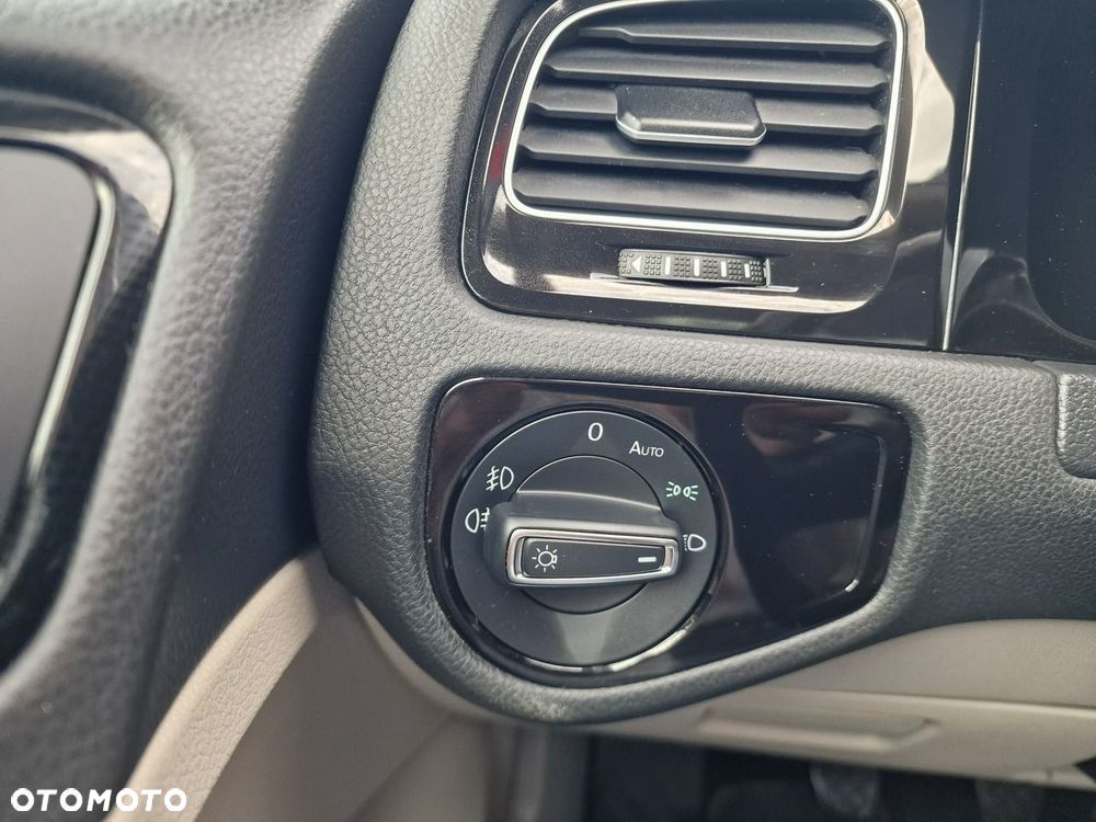 Volkswagen Golf 1.4 TSI (BlueMotion Technology) Highline - 30