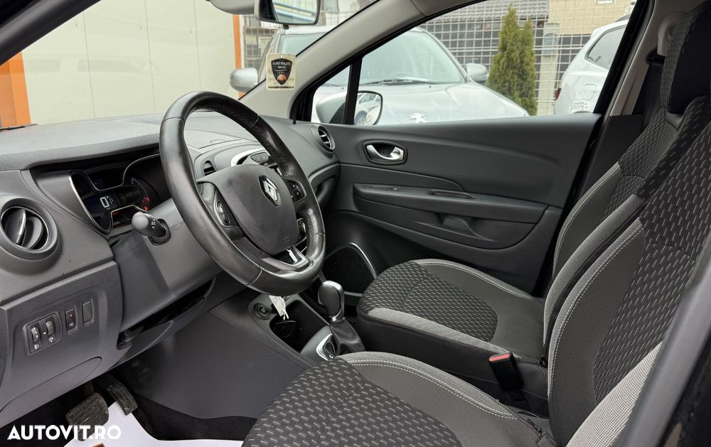 Renault Captur - 12