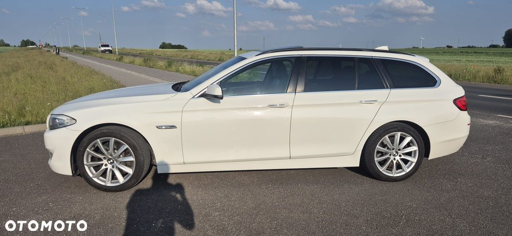BMW Seria 5 525d xDrive - 19
