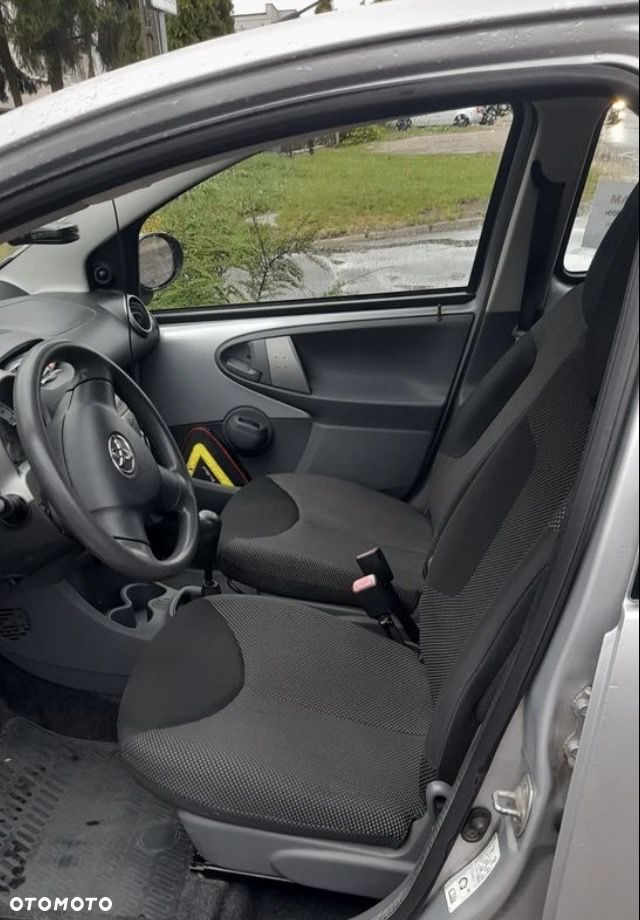 Toyota Aygo - 5