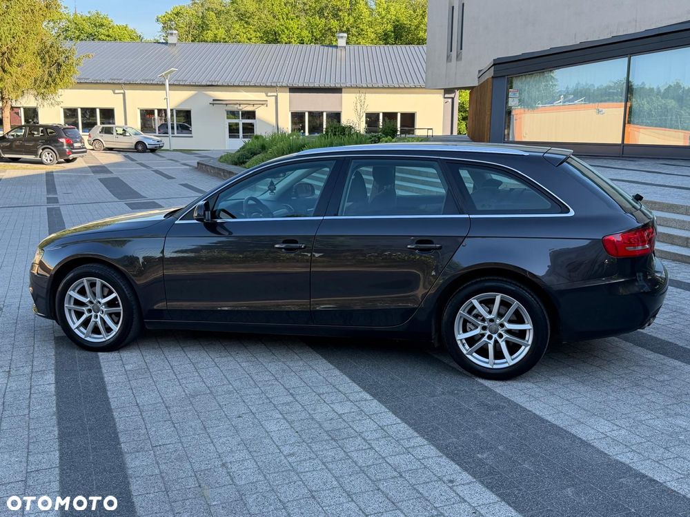 Audi A4 Avant 2.0 TDI DPF Ambition - 6