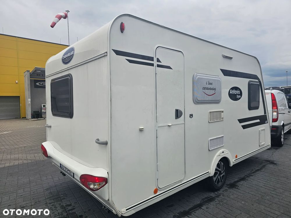 Caravelair WŁĄCZ FILMIK. DMC 1150. ŁÓŻKO MAŁZEŃSKIE, SYPIALNIO JADALNIA. ŁAZIENKA. PIĘKNA. - 25