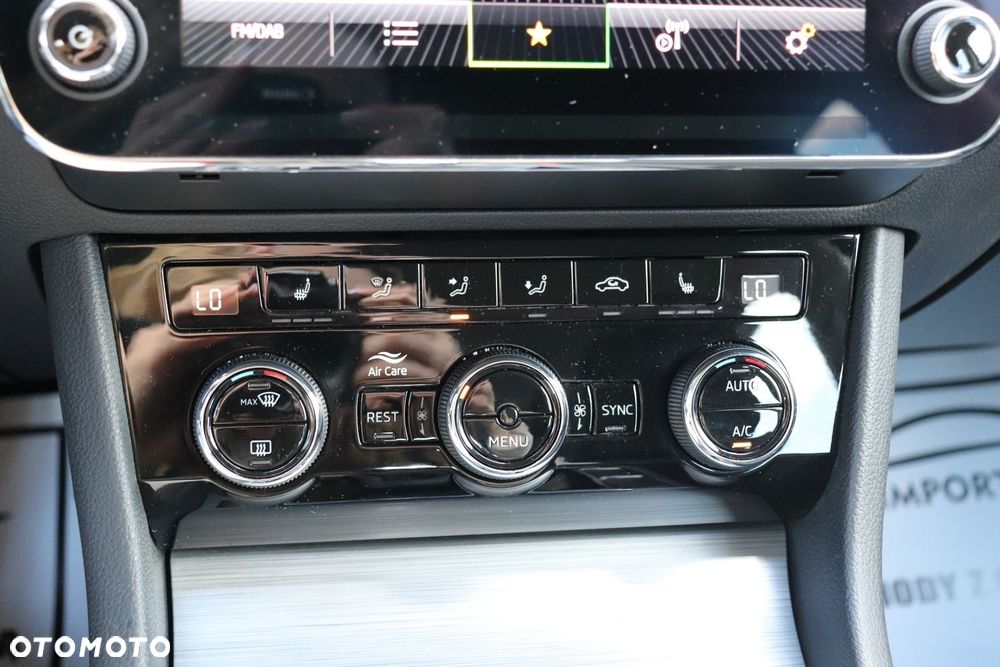 Skoda Superb 2.0 TDI Ambition DSG7 - 21