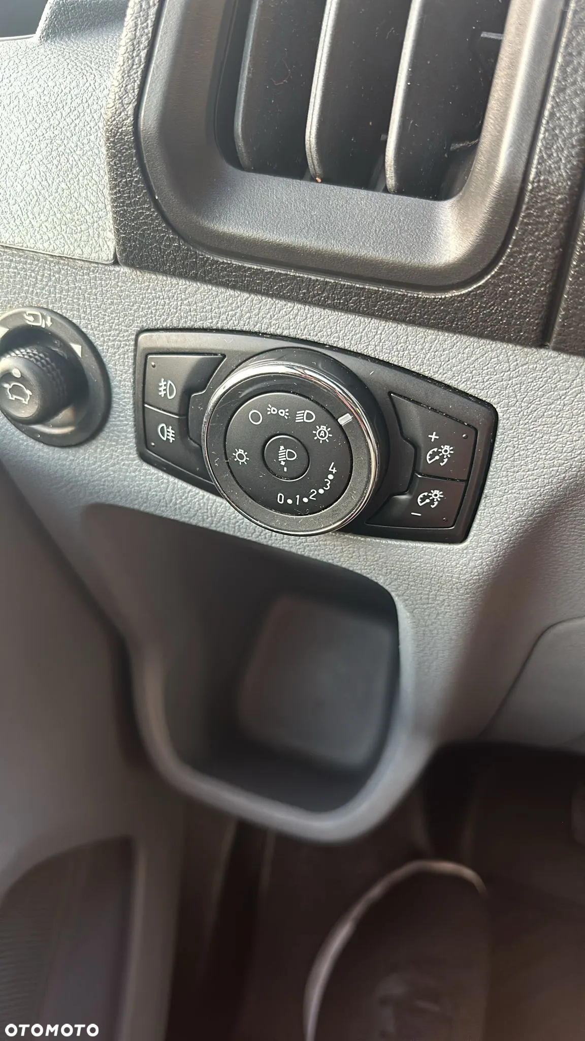 Ford Transit - 9