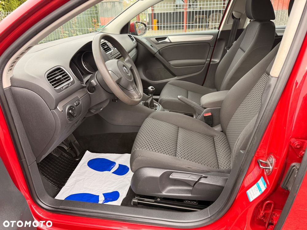 Volkswagen Golf 1.6 Comfortline - 11