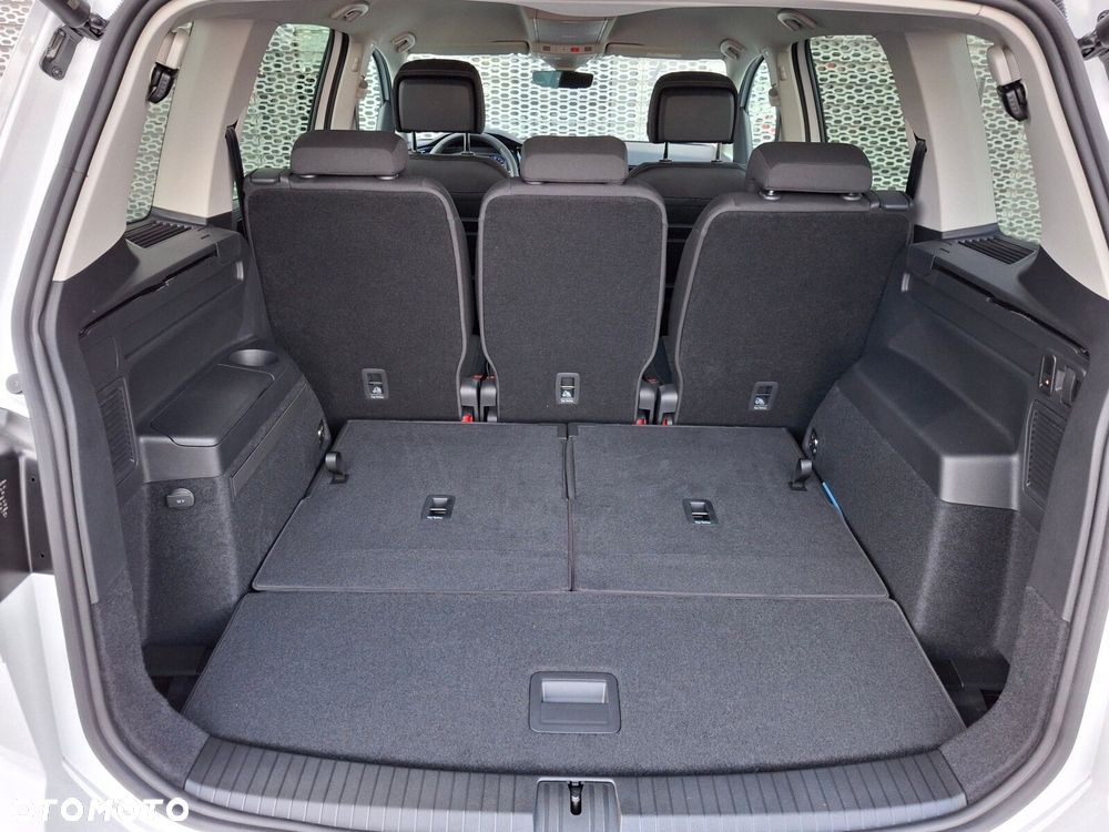 Volkswagen Touran 2.0 TDI BMT Highline DSG - 27