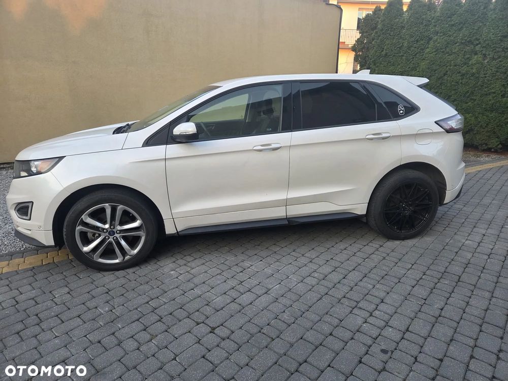 Ford Edge - 8