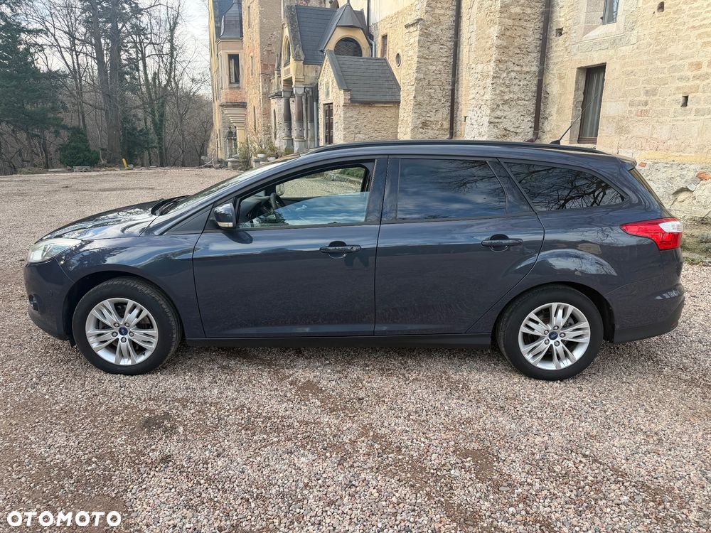 Ford Focus 1.6 TI-VCT Champions Edition - 4