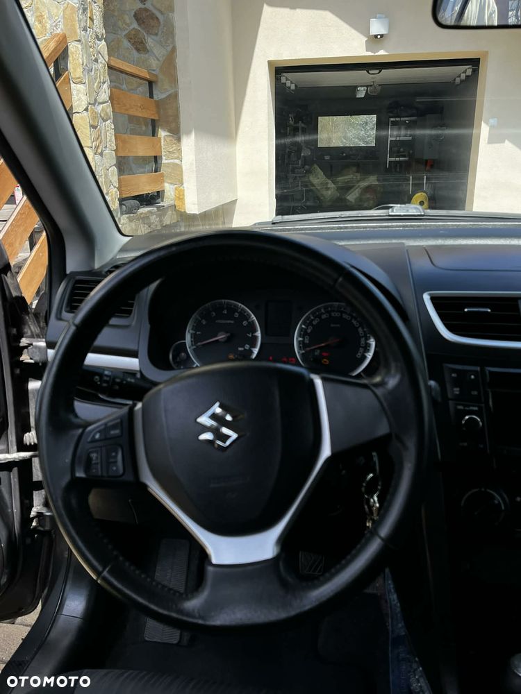 Suzuki Swift 1.2 4x4 Club - 12