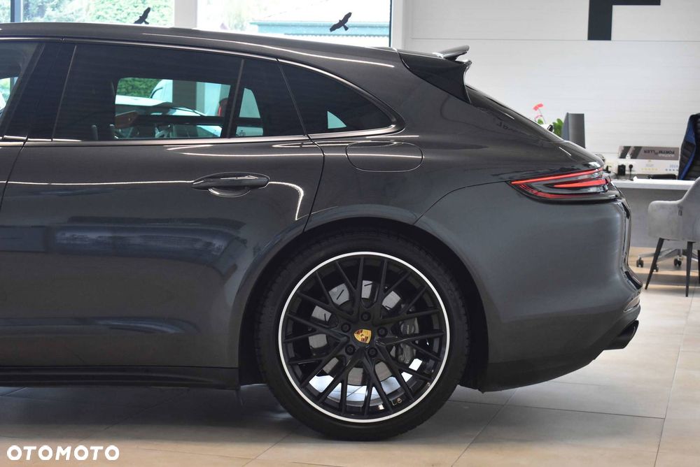 Porsche Panamera 4 10 Years Edition - 25