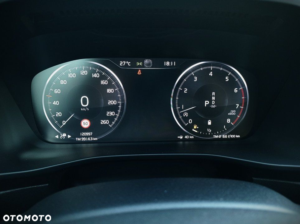 Volvo XC 40 - 24