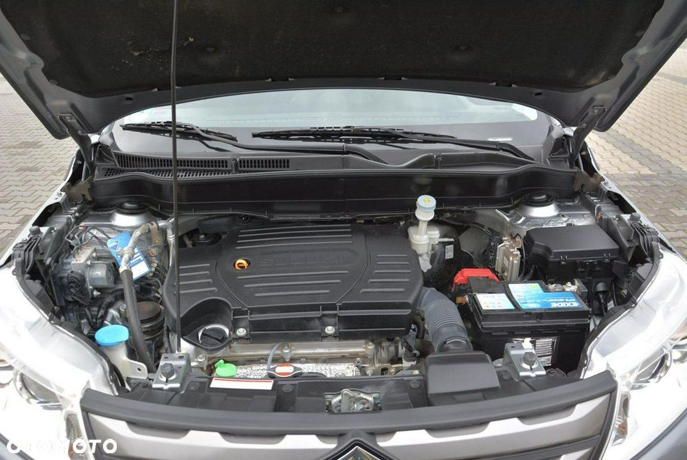 Suzuki Vitara 1.6 (4x4) Allgrip Automatik Comfort - 38