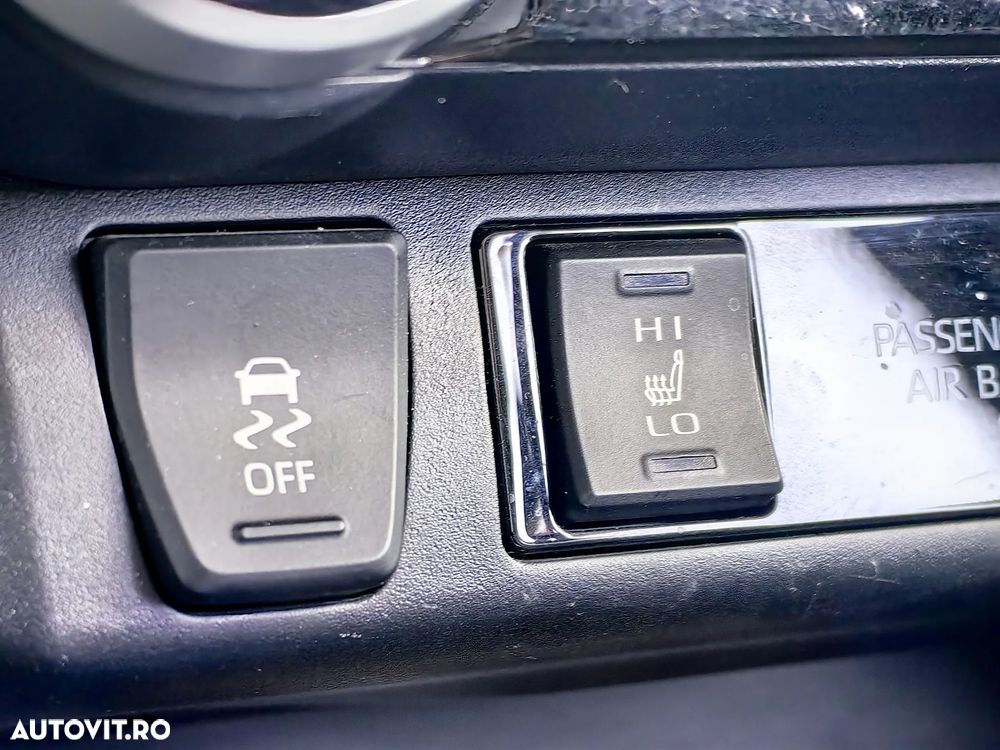 Toyota RAV4 2.5 VVT-iE 4x4 Luxury - 26