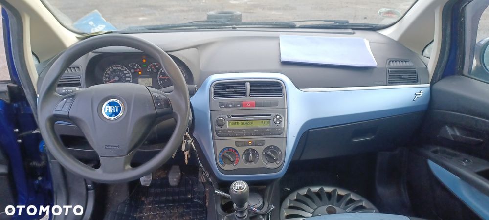 Fiat Grande Punto 1.4 8V - 6