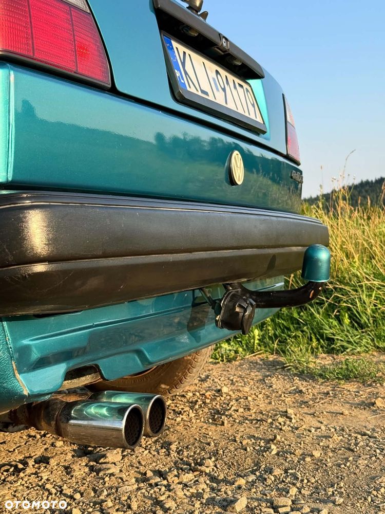 Volkswagen Golf - 4
