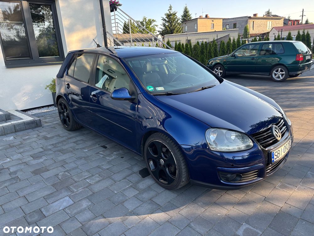 Volkswagen Golf V 2.0 TDI GT Sport - 2