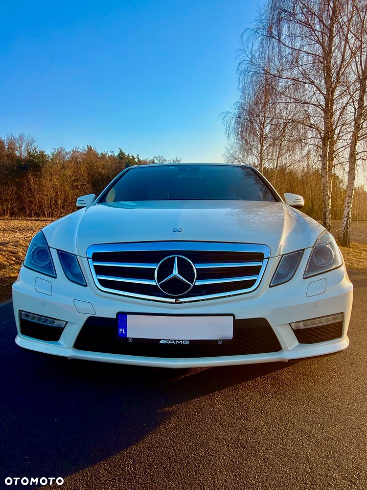 Mercedes-Benz Klasa E 63 AMG - 27
