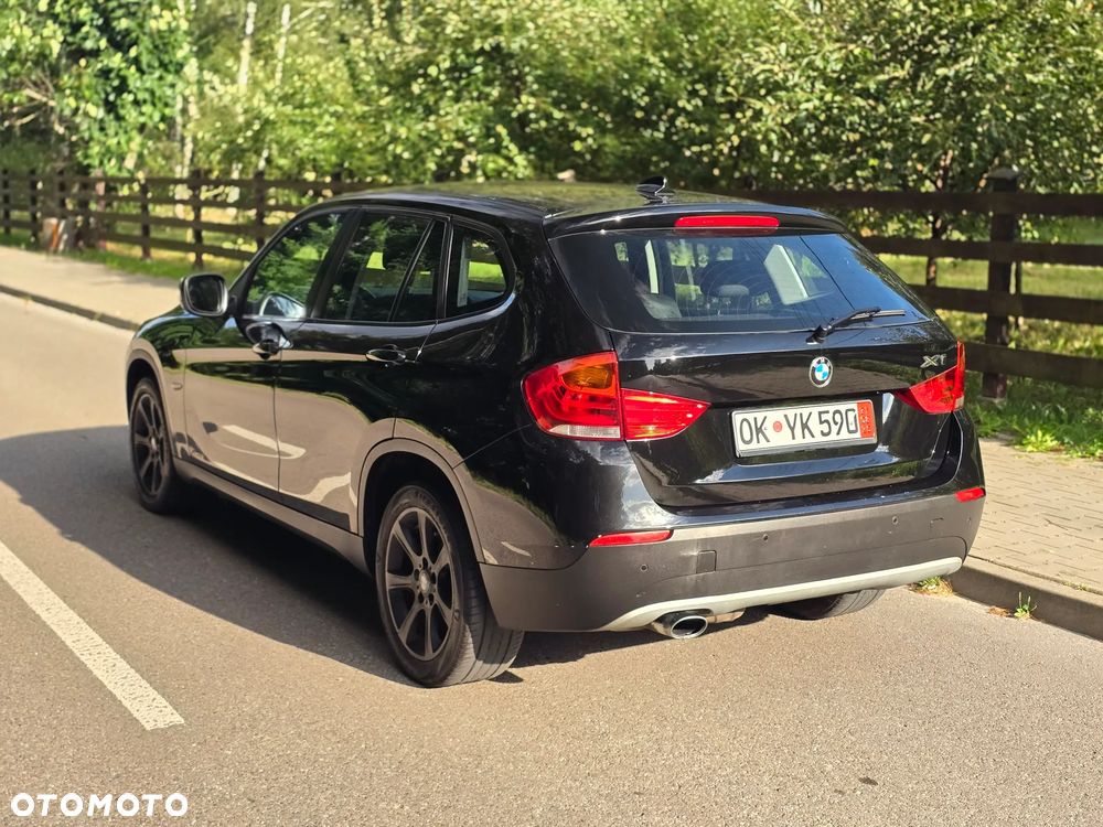 BMW X1 sDrive18i - 17