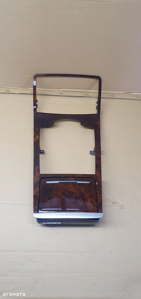 Osłona ramka dekor tunelu środkowego popielniczka drewno A8 D3 4E0863916 4E1858601 - 4