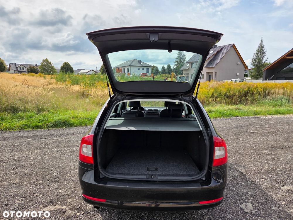 Skoda Octavia 2.0 TDI Ambiente - 9