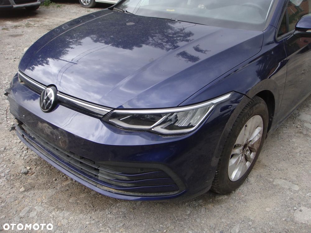 Volkswagen Golf - 1