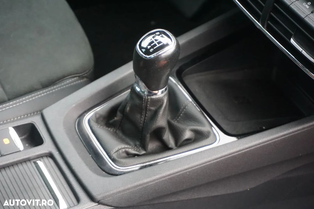 Skoda Octavia 1.5 TSI Sportline - 19