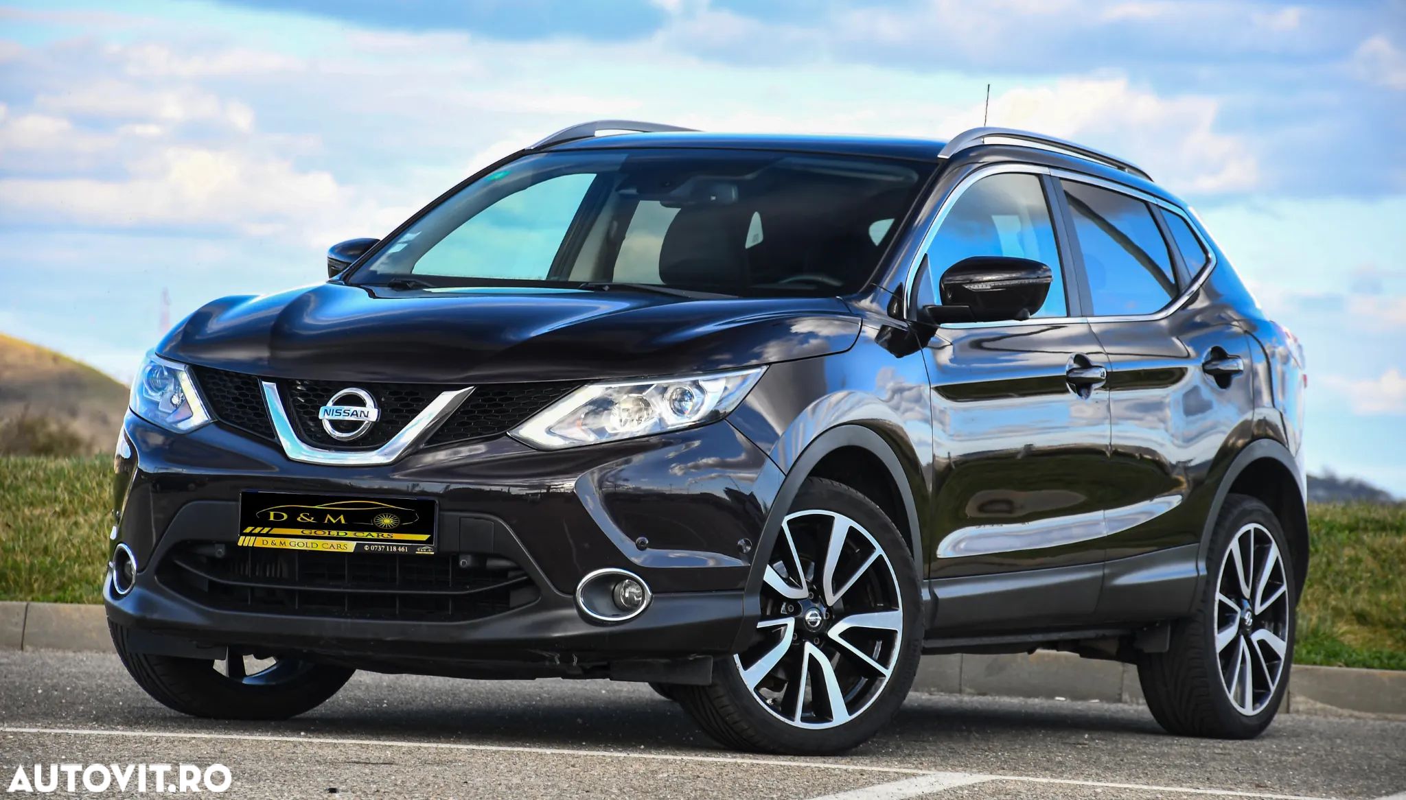 Nissan Qashqai 1.6 DCI ALL-MODE 4x4i TEKNA+ - 1