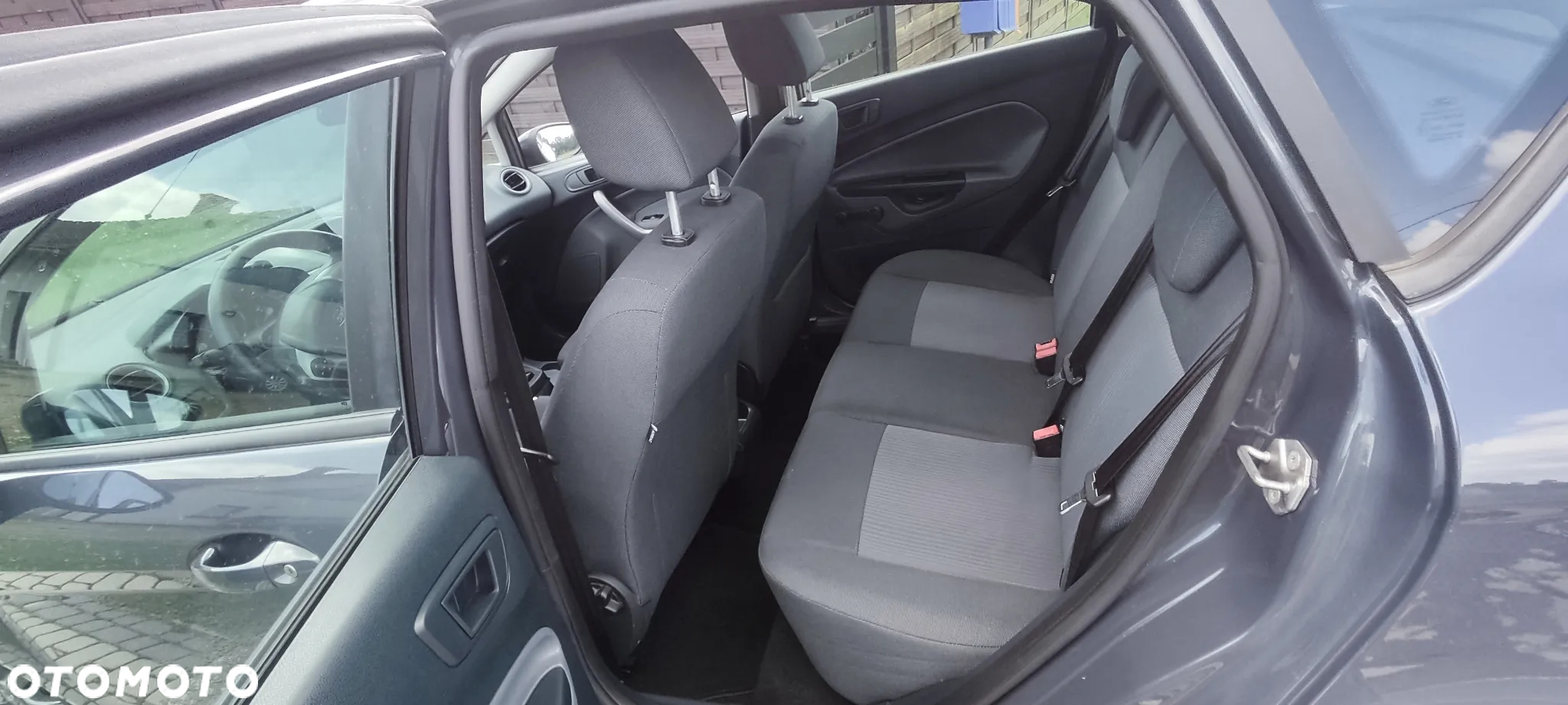 Ford Fiesta 1.25 Ambiente EU5 - 9