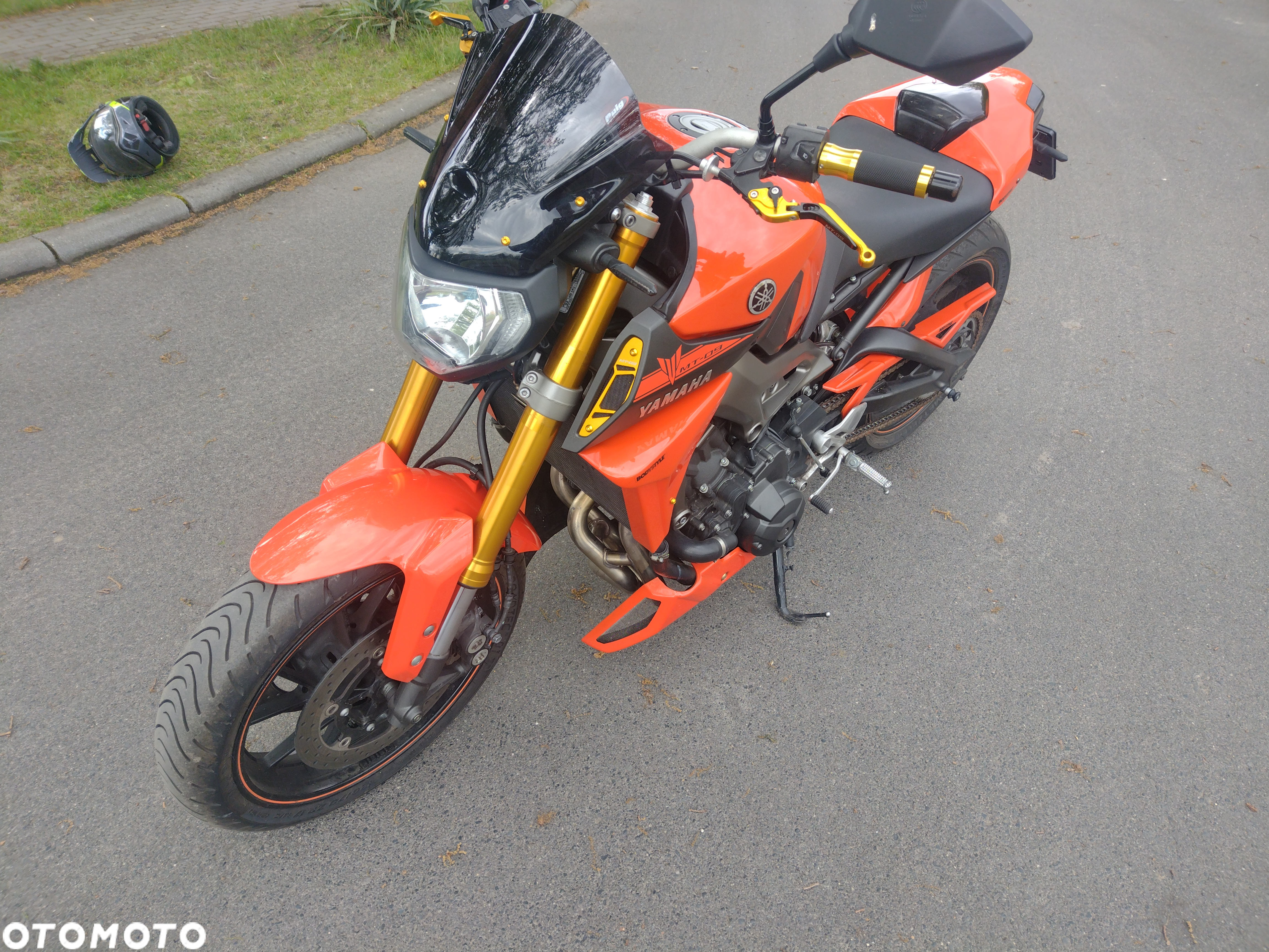 Yamaha MT - 7