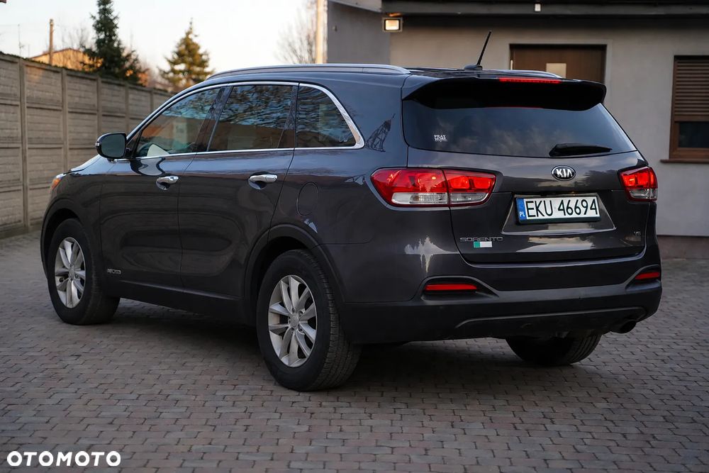 Kia Sorento - 5