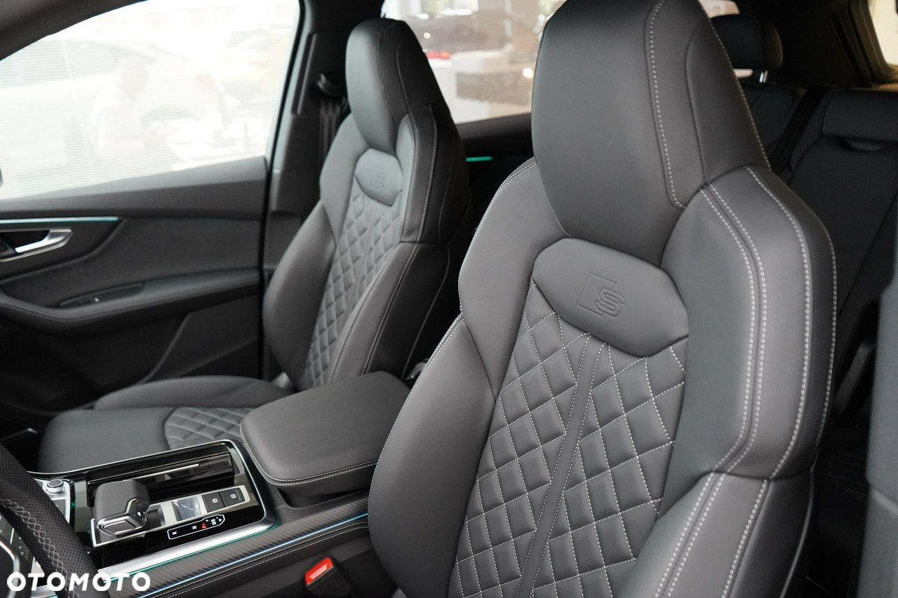 Audi Q7 - 10