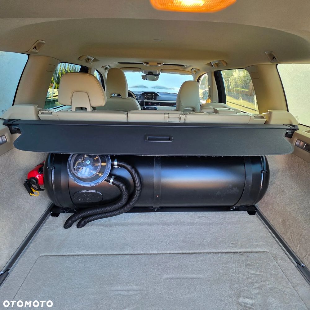 Volvo XC 70 T6 AWD Geartronic Summum - 11