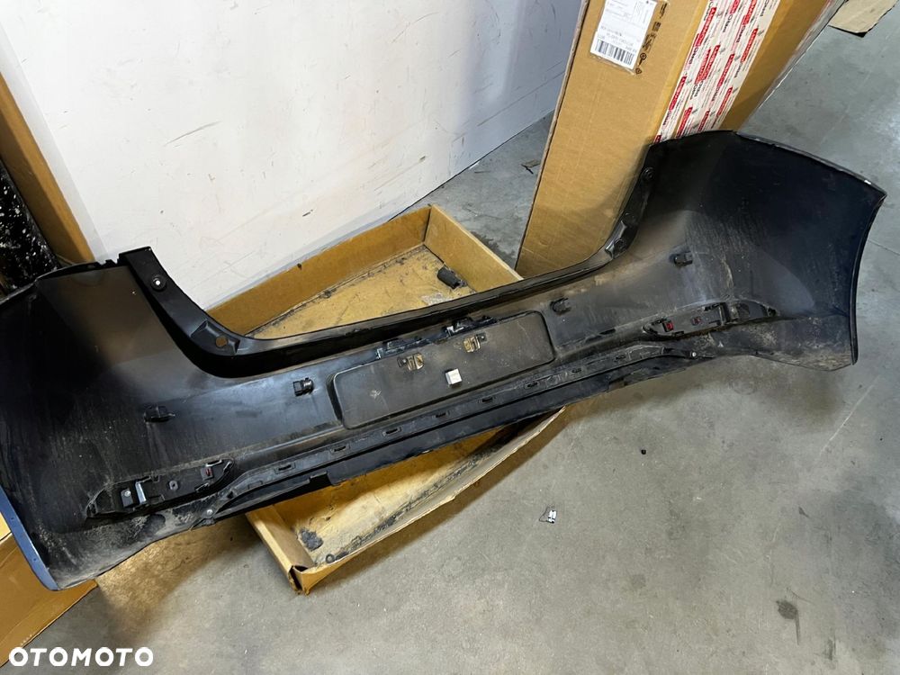 ZDERZAK TYŁ TYLNY 4 X PDC TOYOTA AURIS II LIFT HB - 7