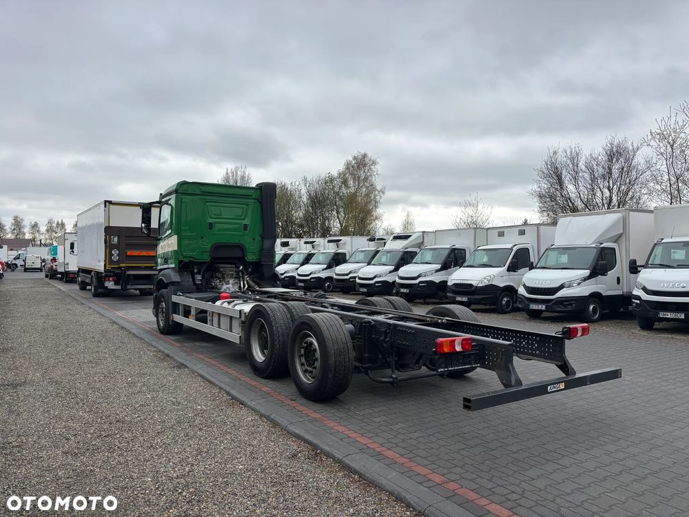Mercedes-Benz ACTROS - 3