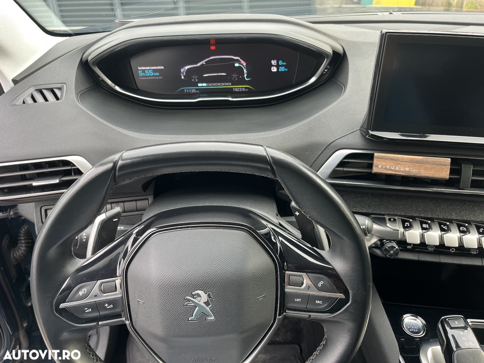 Peugeot 3008 Hybrid4 300 e-EAT8 Allure - 8
