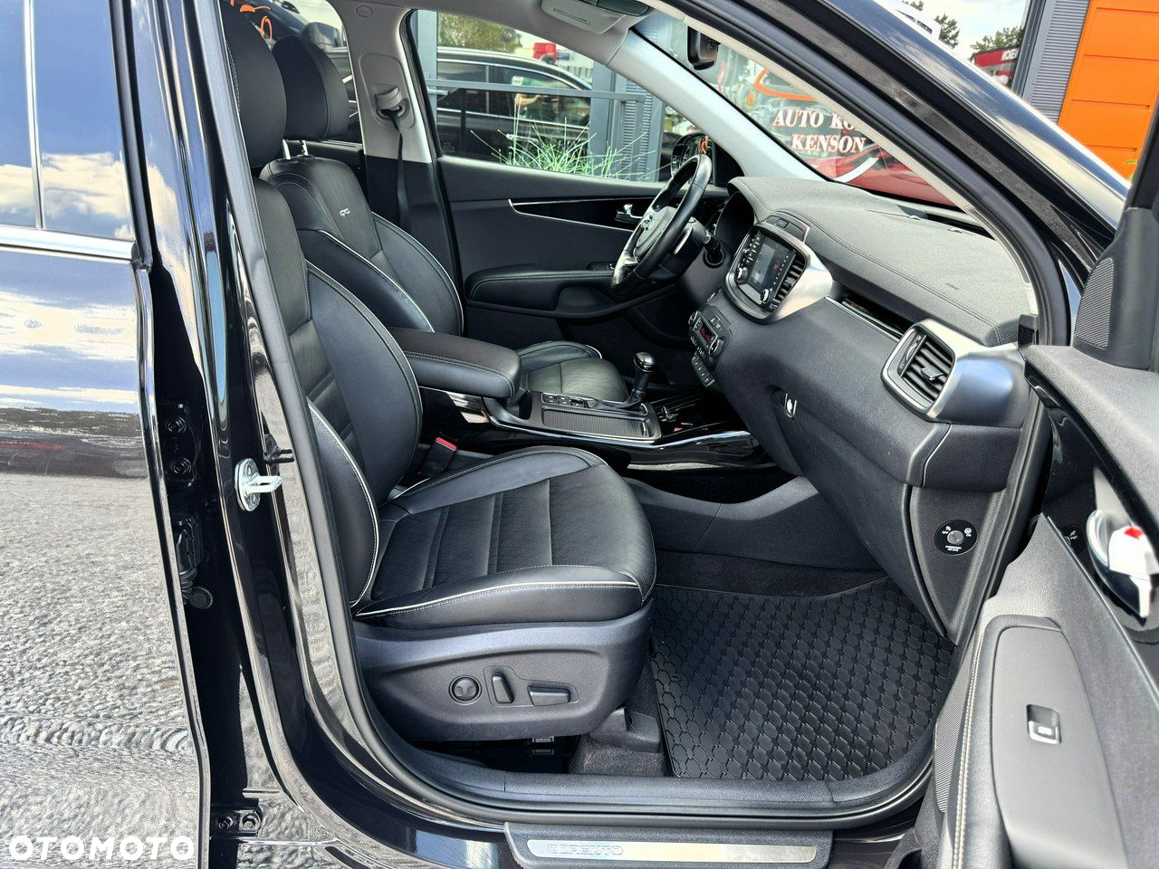 Kia Sorento 2.0 CRDI GT Line - 26