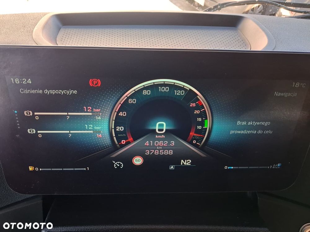 Mercedes-Benz Actros 1845, Standard - 11