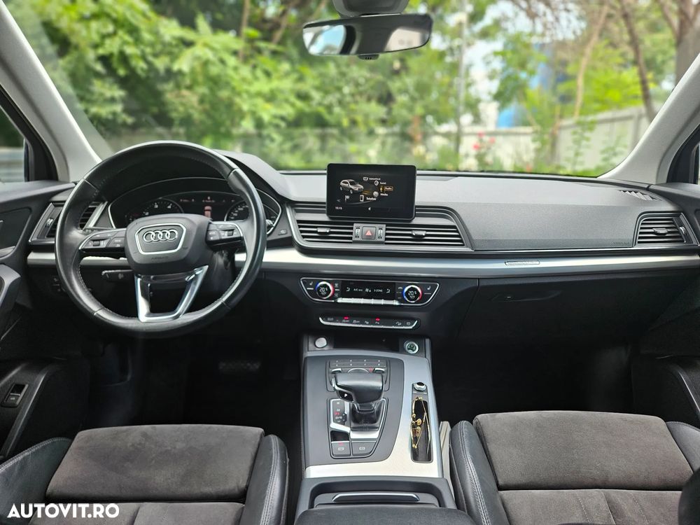 Audi Q5 2.0 40 TDI quattro S tronic Design - 12