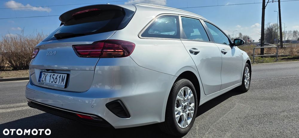 Kia Ceed 1.0 T-GDI ISG Dream-Team Edition - 13