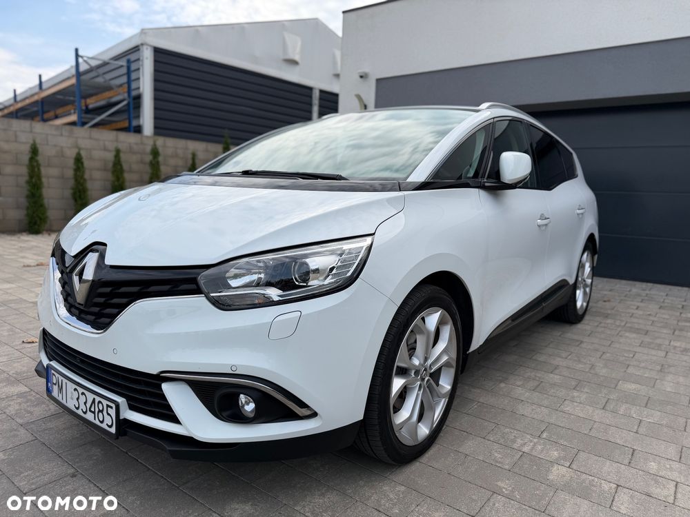 Renault Grand Scenic - 10