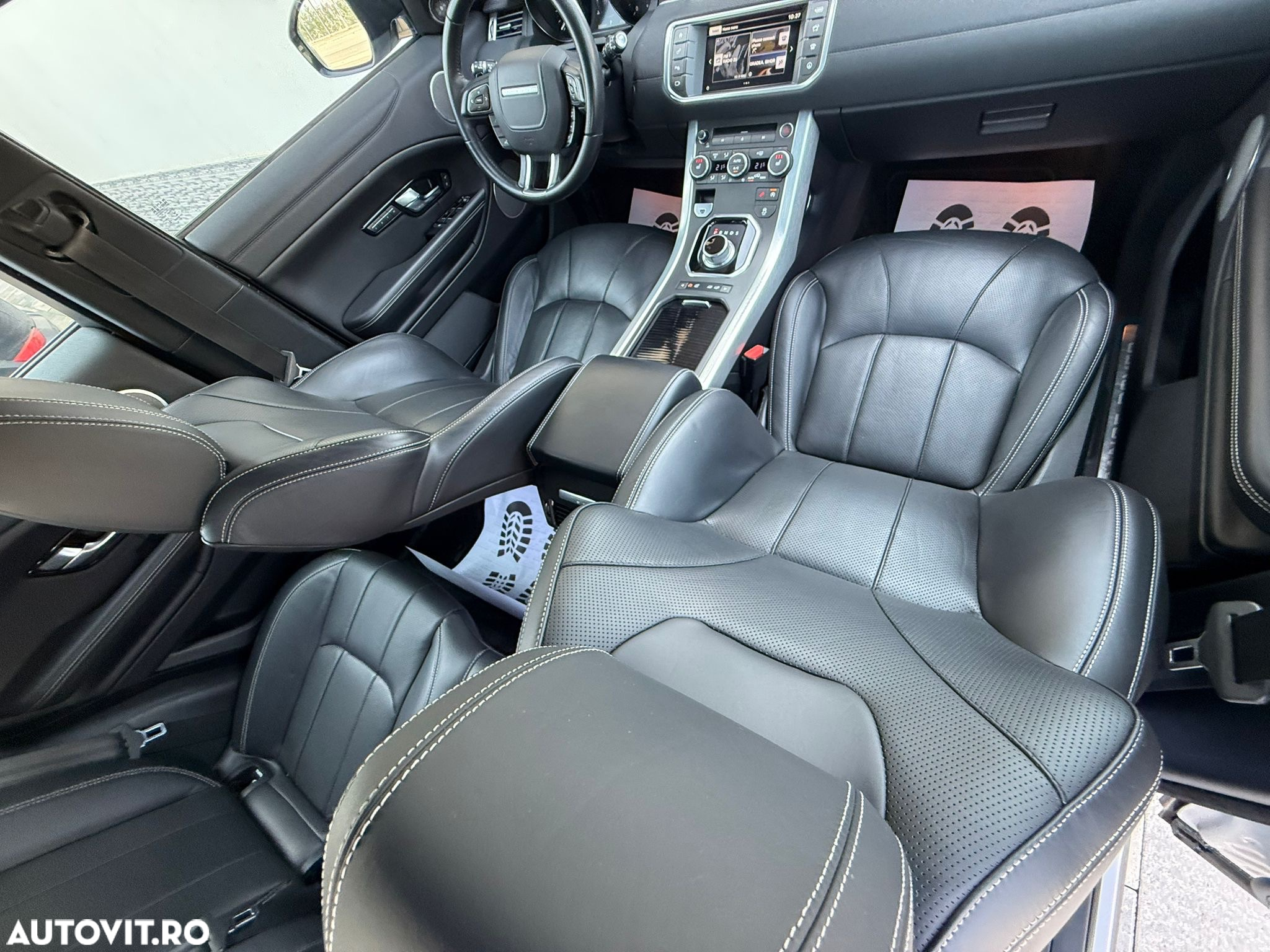 Land Rover Range Rover Evoque - 13
