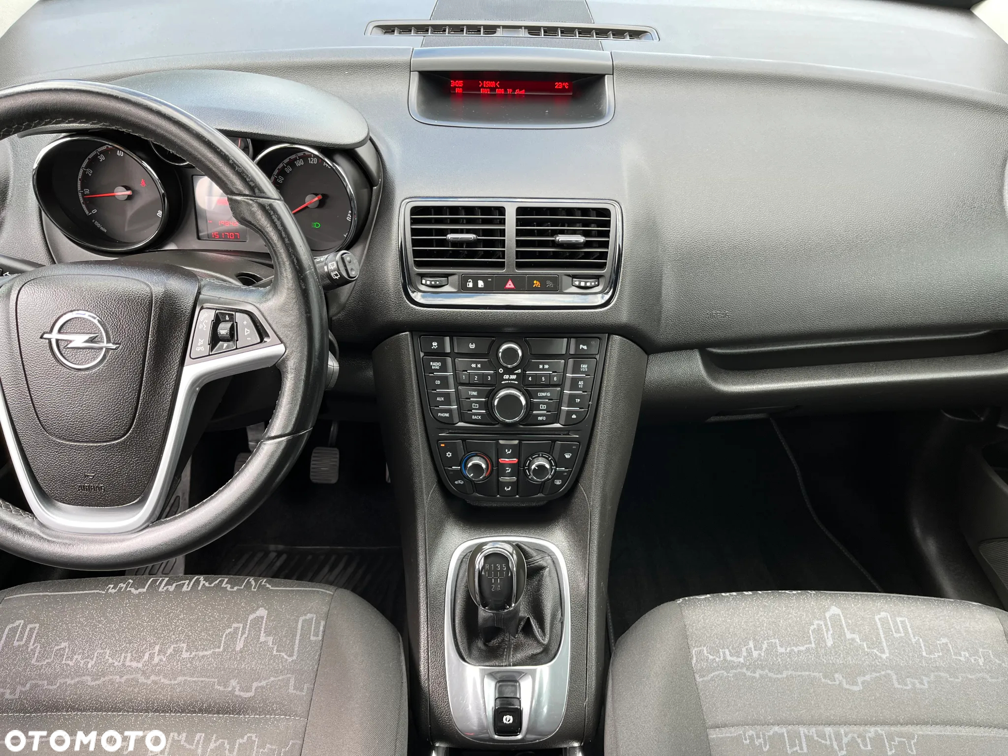 Opel Meriva - 21