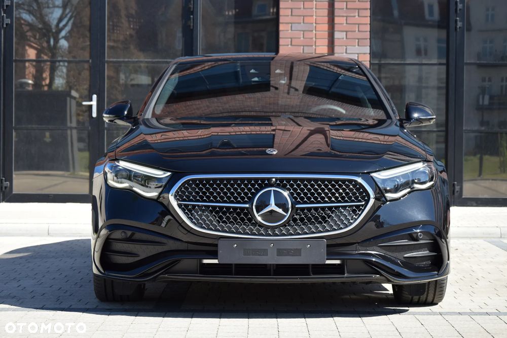Mercedes-Benz Klasa E 220 d mHEV 4-Matic AMG 9G-Tronic - 35