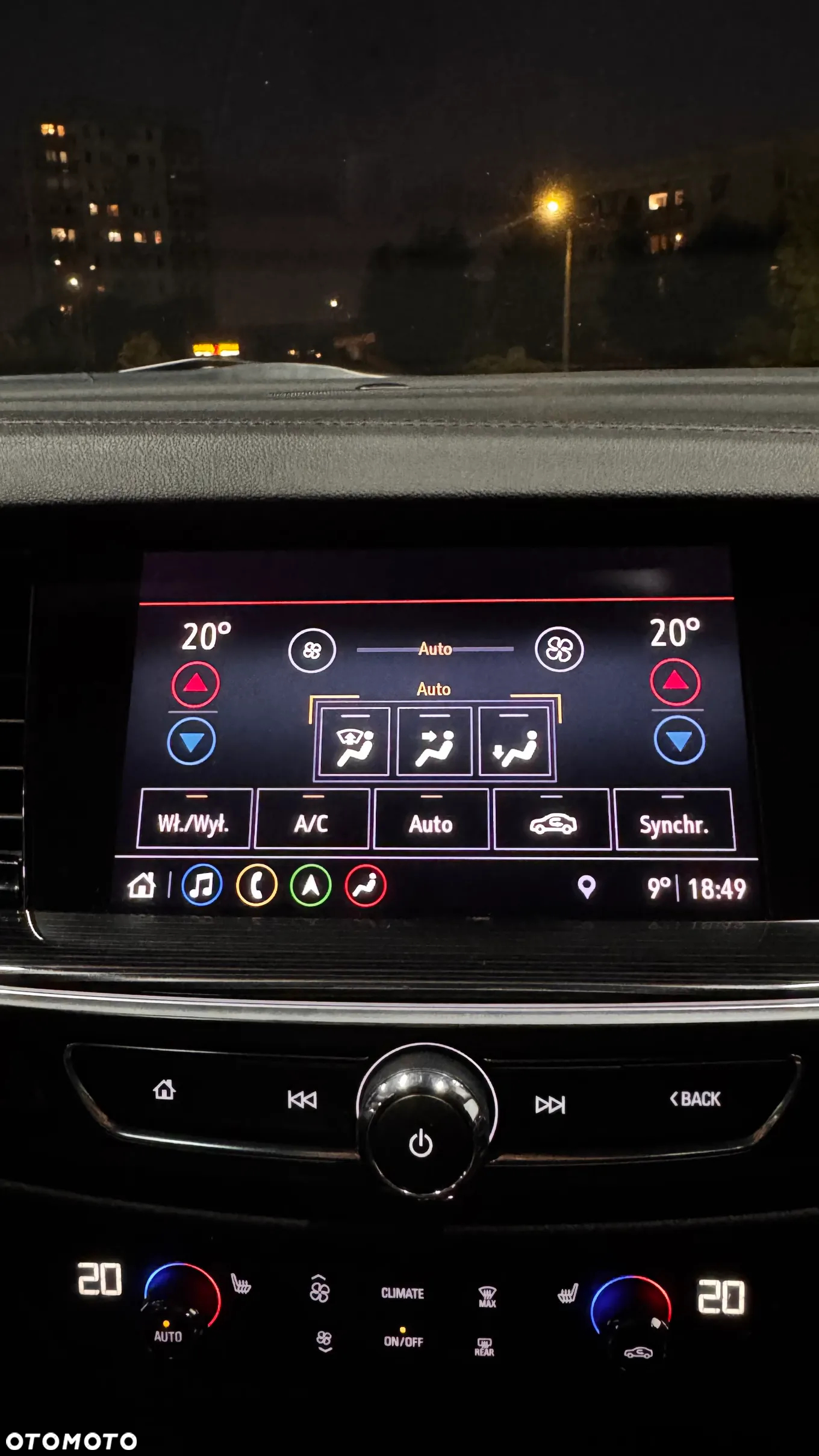 Opel Insignia - 24
