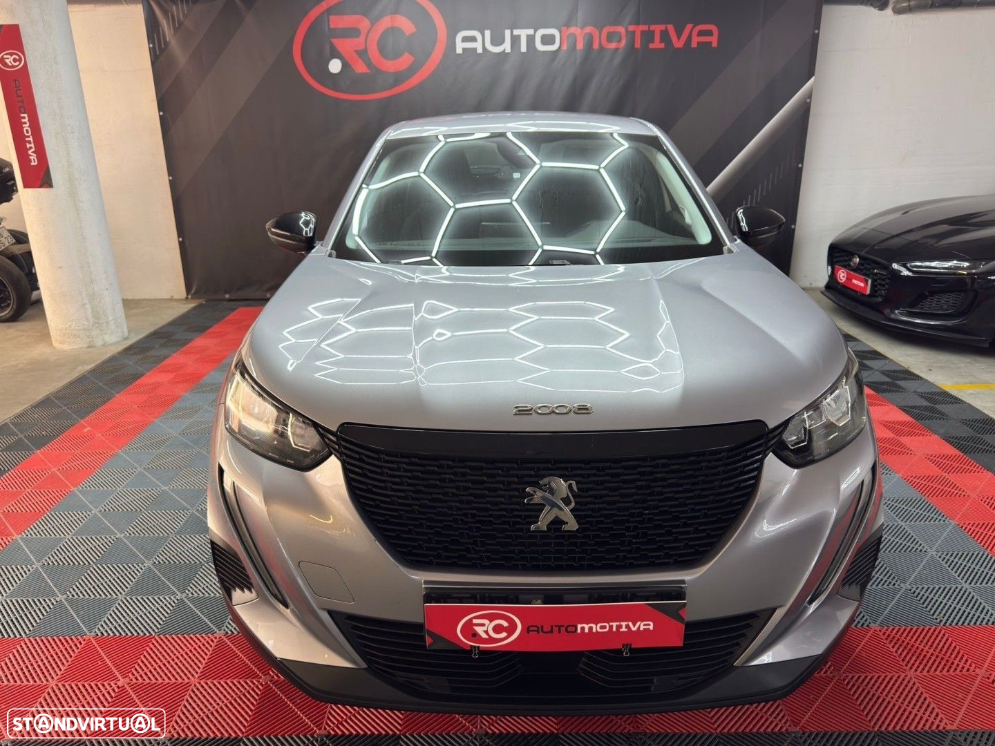 Peugeot 2008 1.2 PureTech Active Pack EAT8 - 2