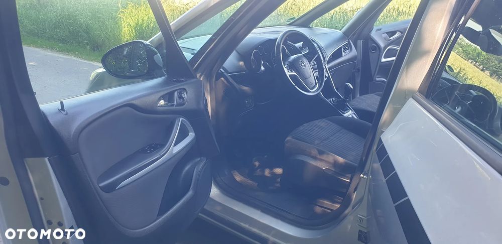 Opel Zafira Tourer 1.4 Turbo Active - 9