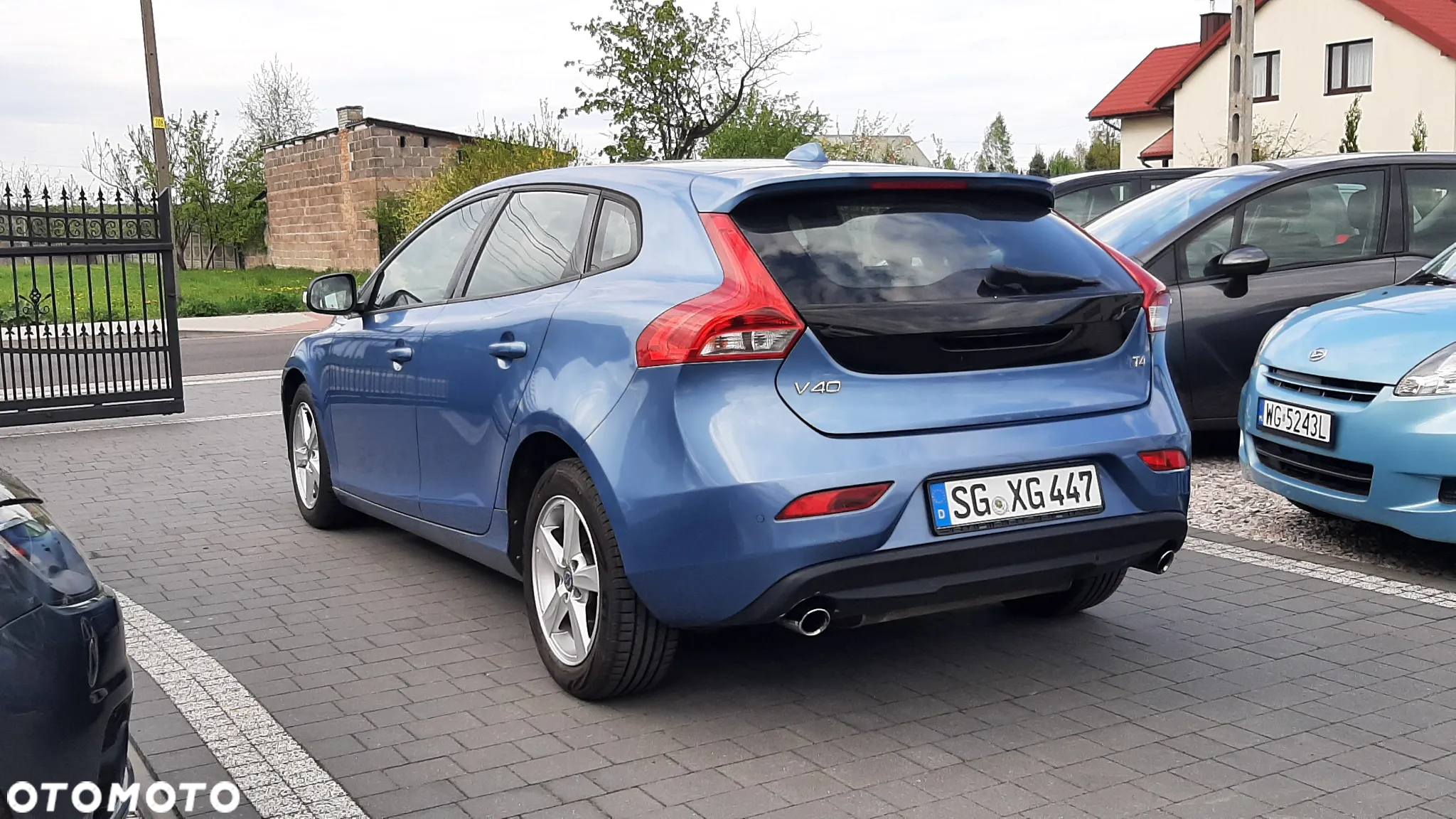 Volvo V40 T4 Momentum - 4