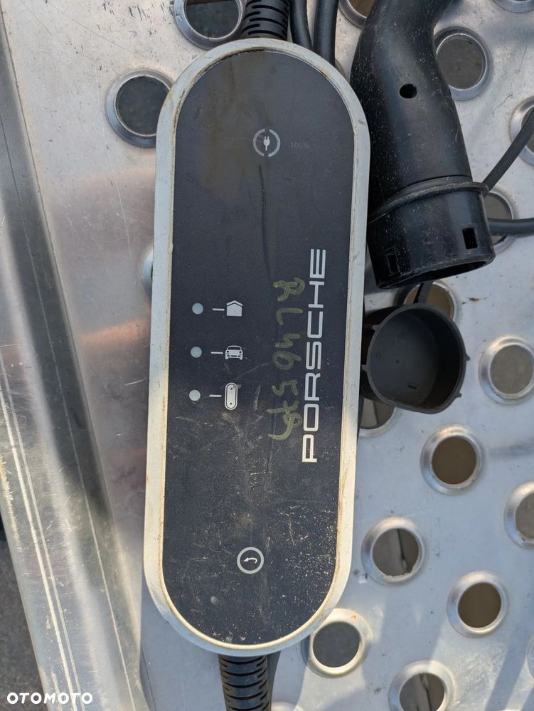 ŁADOWARKA TYP 2 PORSCHE 7PP.971.675.L - 2